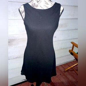 Alyn Paige Vintage/Y2K sleeveless v back/ lined slip dress/ Black/Sz: 3/4/ EUC